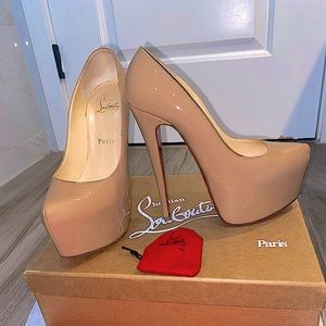 Daffodile CL Heels Nude